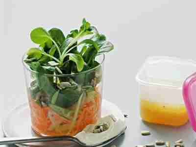 Feldsalat mit Möhren