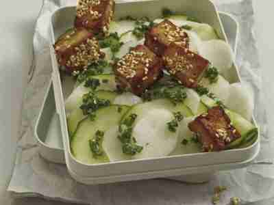 Rettichsalat mit Sesam-Tofu