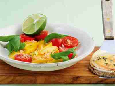 Mangosalat mit Ziegenkäse-Crostini