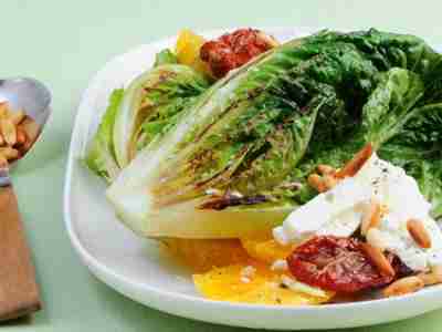 Salatherzen mit Orangen und Feta