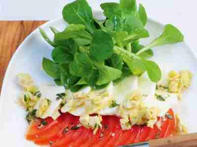 Feldsalat mit Mozzarella