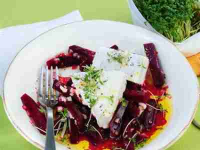 Rote-Bete-Salat mit Meerrettich-Terrine