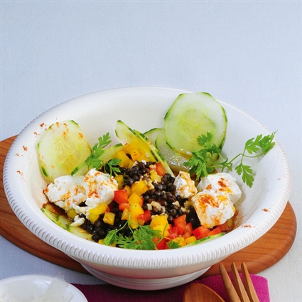 Schwarzer Linsensalat mit Paprika