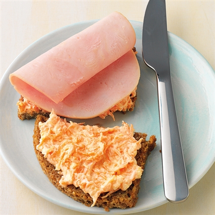 Rübenkäs' auf Dinkelschnittchen