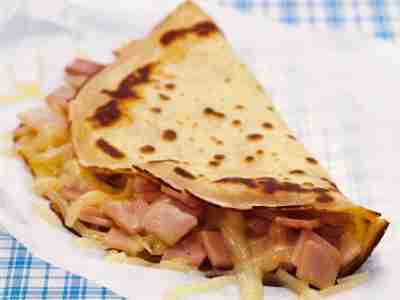 Crêpes nach Gusto mit gekochtem Schinken