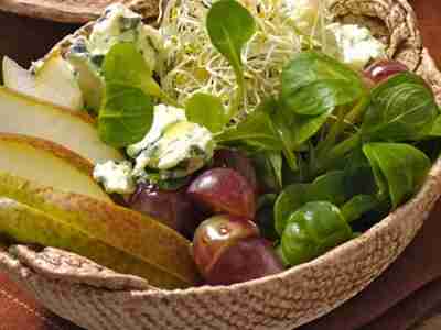 Feldsalat mit Roquefort