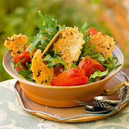Rucolasalat mit Parmesanchips