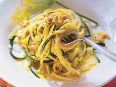 Zucchini-Spaghetti mit Krabben
