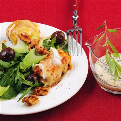 Schneller Rucola-Salat mit überbackenem Hähnchenfilet