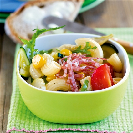 Nudelsalat mit Salami