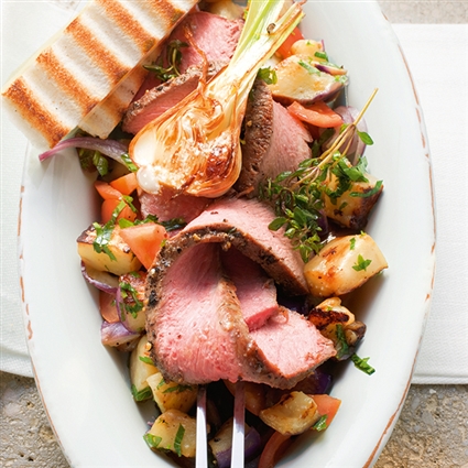 Lammrückenfilet mit Auberginen-Tomaten-Salat