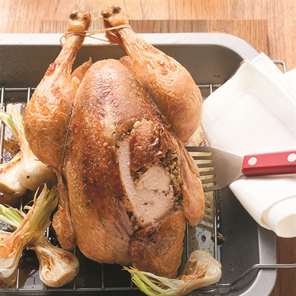 Poularde mit Estragon-Walnuss-Butter