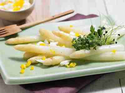 Spargelsalat mit Kresse