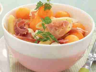 Nudelsalat mit Melone