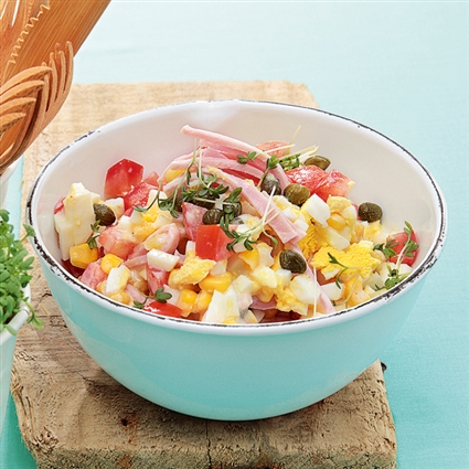 Eier-Tomaten-Salat mit Mais