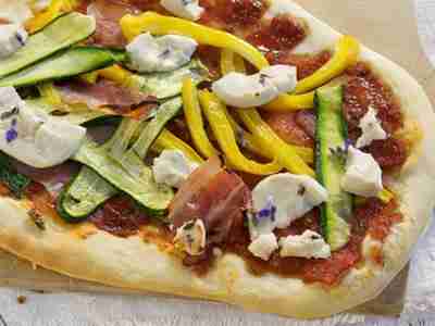 Ratatouillepizza mit Ziegenkäse