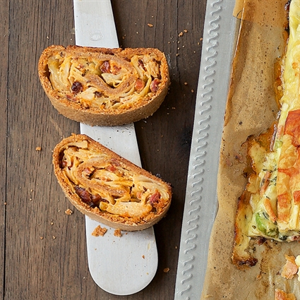 Vorarlberger Krautstrudel mit Speck
