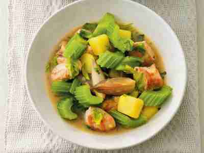 Putenragout mit Sellerie und Kartoffeln