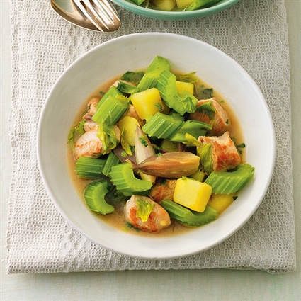 Putenragout mit Sellerie und Kartoffeln