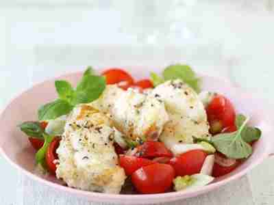 Seeteufelfilet mit Tomaten-Minze-Salat
