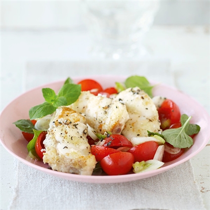 Seeteufelfilet mit Tomaten-Minze-Salat