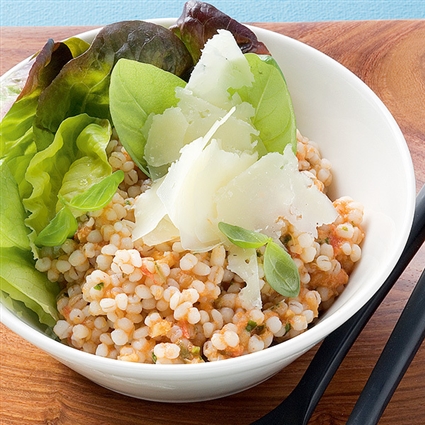 Gerstensalat mit Ingwertomaten