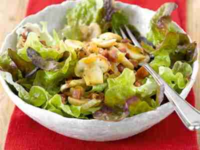 Schneller Eichblattsalat mit Speck