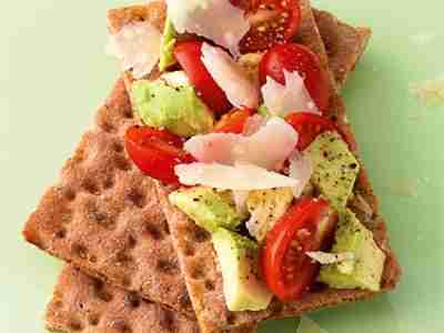 Knäckebrot mit Avocado