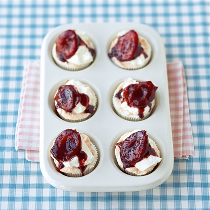 Angel-Cupcakes mit Pflaumen