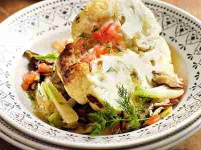 Blumenkohl mit warmer Vinaigrette und Shiitake-Pilzen