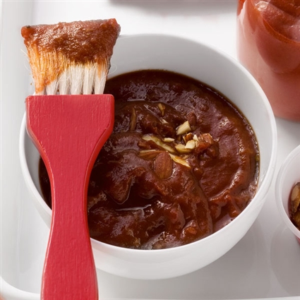 BBQ-Sauce mit Rauchmandeln