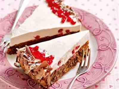 Preiselbeerschaumtorte