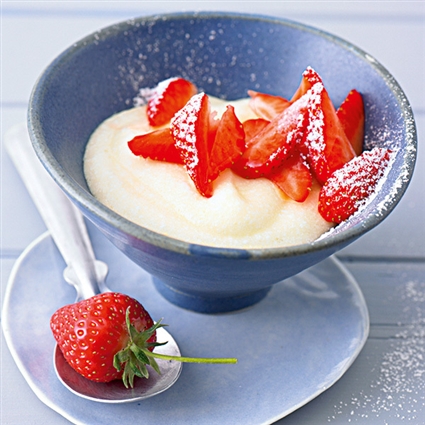 Zitronencreme mit Erdbeeren