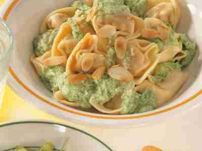 Tortellini mit Brokkolipüree