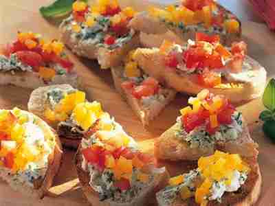 Bunte Gemüse-Crostini