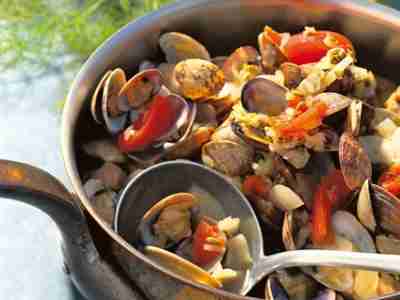 Muscheln im Fenchelsud
