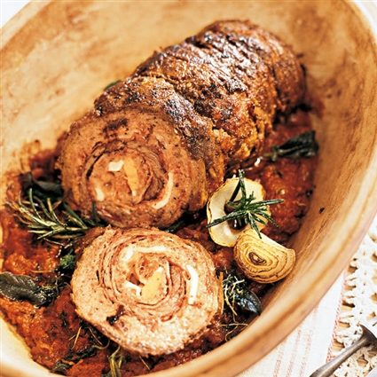 Italienischer gefüllter Rollbraten