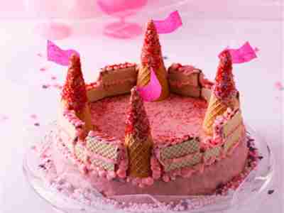 Rosa Prinzessinnen-Schloss-Torte