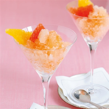 Spritz-Granité mit Rosa Grapefruit
