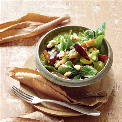 Zwetschgen-Trauben-Salat
