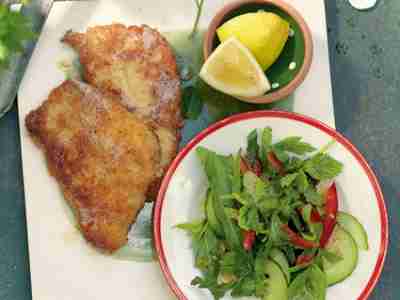Kräutersalat mit Piccata