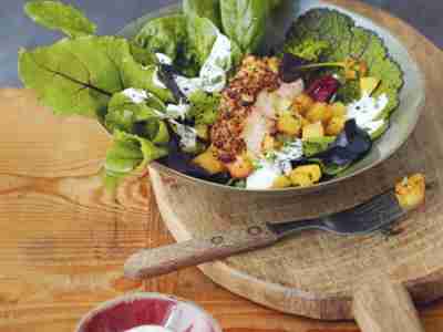 Salat mit Senflachs und Zitronenkartoffeln