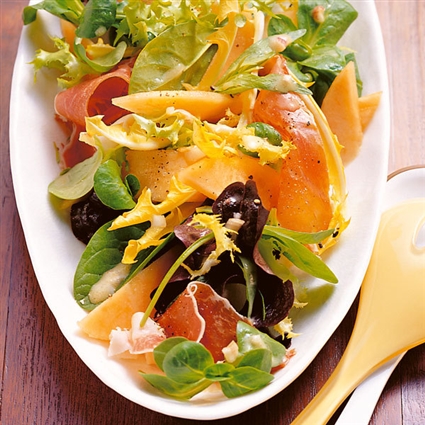 Blattsalat mit Melone und Estragon