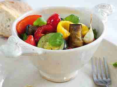 Mediterraner Gemüsesalat