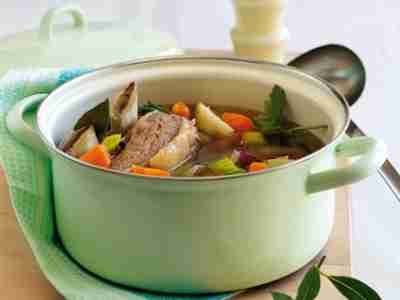Rinder-Bouillon