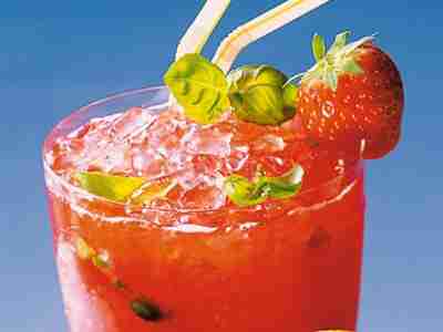 Rote Zora – Cocktail mit Limoncello