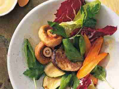 Salat aus gebackenem Gemüse mit Aïoli