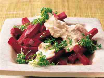 Rote-Beten-Salat mit Meerrettichdressing