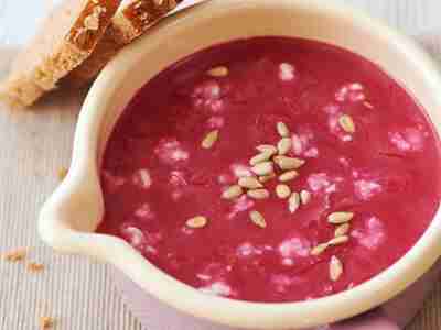 Rote-Bete-Suppe mit Feta