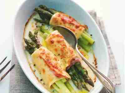 Überbackene Spargelcannelloni